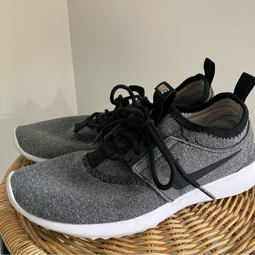Nike Women’s Sneakers